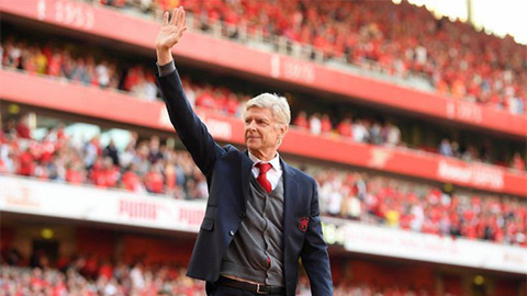 Tin giờ chót 30/12: Arsenal dựng tượng Wenger