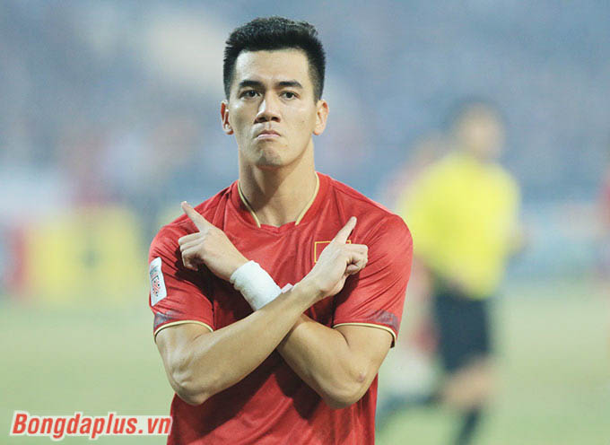 Tiến Linh chỉ cần ghi thêm 1 bàn nữa là ngang ngửa danh thủ Nguyễn Hồng Sơn, trong danh sách top 4 cầu thủ ghi bàn nhiều nhất cho ĐT Việt Nam trong lịch sử 