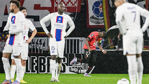 PSG gục ngã 0-1 trên sân của Rennes: Khoảng cách chỉ còn 3 điểm