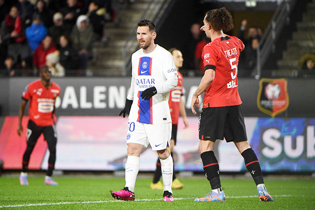 Messi và đồng đội có trận thua không có gì bào chữa trước Rennes