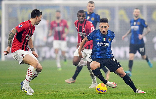 Inter (bìa phải) và Milan khó chơi cống hiến khi hai đội đã quá hiểu nhau