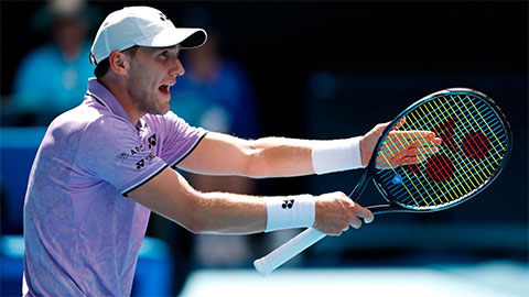 Casper Ruud nối gót Nadal rời Australian Open 2023