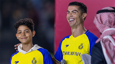 Con trai Ronaldo tập vượt cấp tại Saudi Arabia