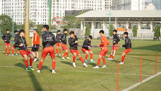 U20 Việt Nam tập luyện hướng tới VCK U20 châu Á 2023 - Ảnh: Thiên Minh