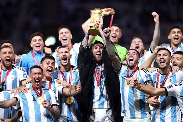 Messi đưa Argentina lên ngôi vô địch tại World Cup 2022 ở tuổi 35