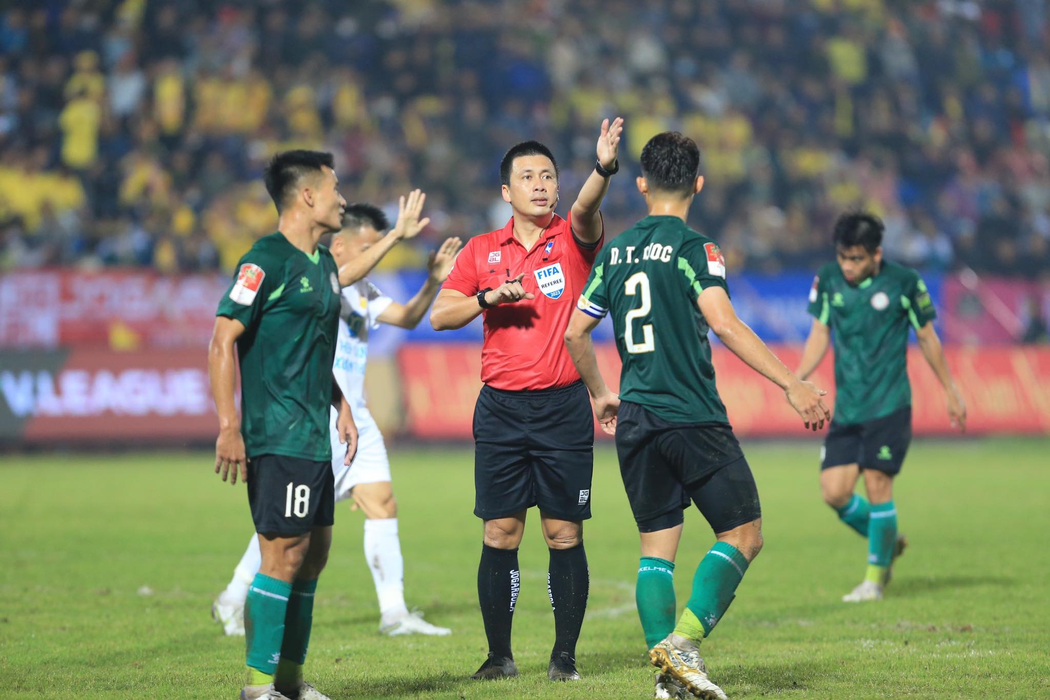 TP.HCM nhận thất bại đáng tiếc trước Nam Định ở vòng 1 V.League 2023 - Ảnh: Đức Cường 