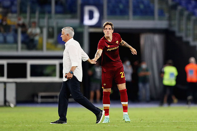 Nicolo Zaniolo rời Roma để gia nhập Galatasaray sau mâu thuẫn với HLV Jose Mourinho
