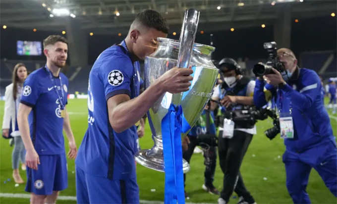 Silva vô địch Champions League cùng Chelsea
