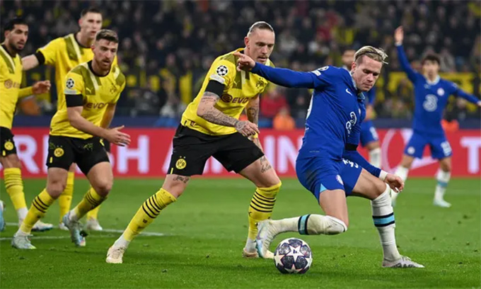 Chelsea vừa để thua 0-1 trên sân của Dortmund