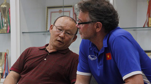 HLV Troussier đến Hà Nội vào 26/2, so sánh bản thân với ông Park Hang Seo