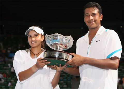 Mirza cùng Mahesh Bhupathi vô địch Australian Open 2009 và Roland Garros 2012