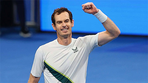 Andy Murray cứu năm match-point ở bán kết Doha