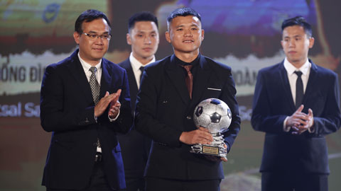 Quả bóng bạc Futsal Việt Nam 2022 - Khổng Đình Hùng: Bạc mà như… vàng