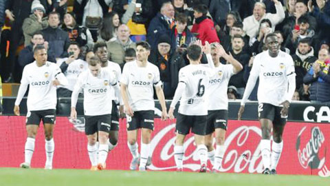 Valencia từng gây sốc ở Camp Nou
