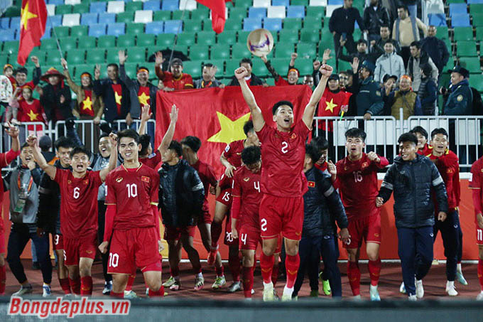 Năm 2016, U19 Việt Nam khi đó giành 5 điểm ở vòng bảng trước khi đánh bại chủ nhà Bahrain để giành vé dự U20 World Cup 2017