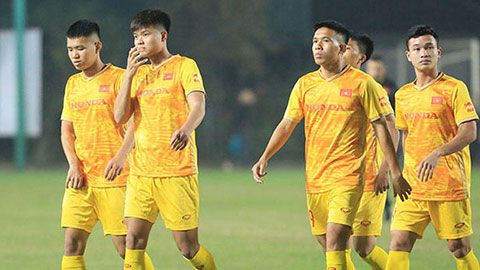 HLV Troussier loại 13 cầu thủ, sao trẻ HAGL chia tay U23 Việt Nam