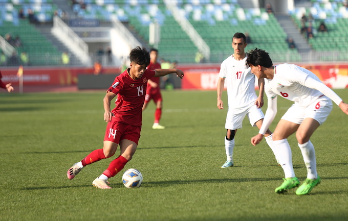 Tiền đạo Quốc Việt tại VCK U20 châu Á 2023. Ảnh: Phan Hồng