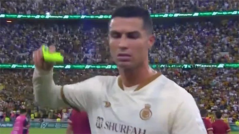 Ronaldo 'đổi giọng' sau hành vi xấu xí khi Al-Nassr thua trận