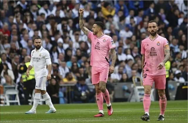 Joselu mở tỷ số cho Espanyol ngay ở phút thứ 8