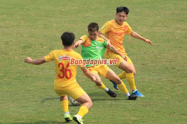Các cầu thủ U23 Vietj Nam tích cực tập luyện