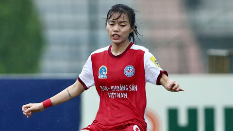 Tiền vệ ĐT nữ Việt Nam - Phạm Hoàng Quỳnh: Lỡ World Cup nhưng con tim đã vui trở lại