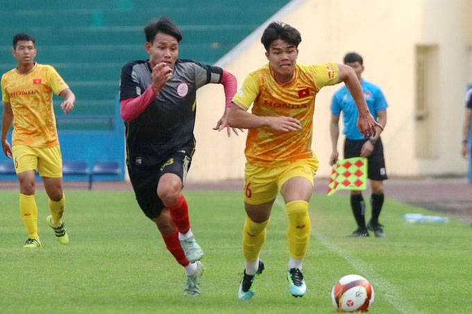U23 Việt Nam thể hiện bước đầu về quan điểm chơi bóng của HLV Philippe Troussier - Ảnh: VFF