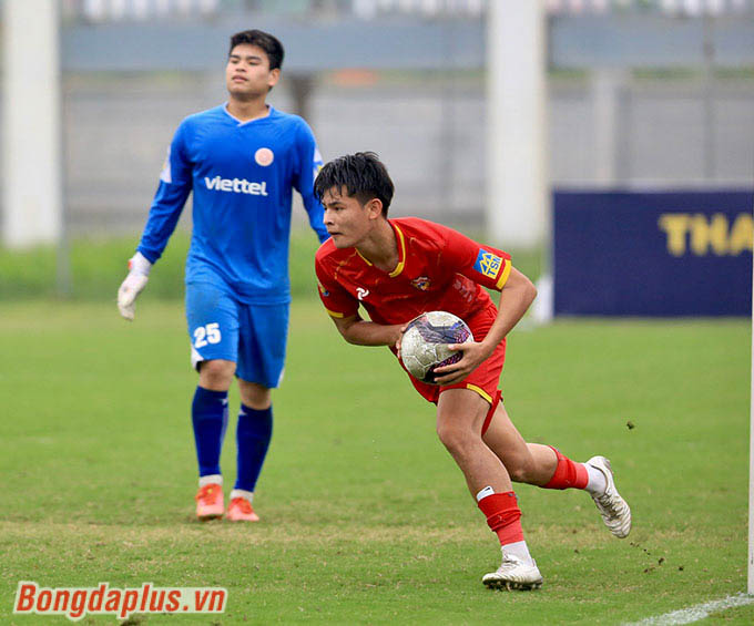 U17 Hà Tĩnh có 2 bàn thắng ở giai đoạn cuối trận