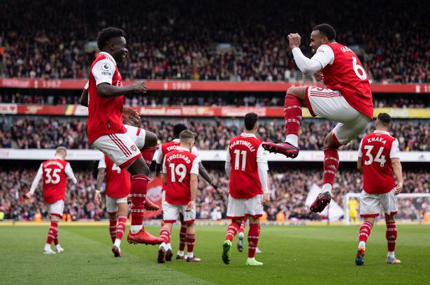 Arsenal lại có dàn trọng pháo đồng đều, đầy sức trẻ và đột biến