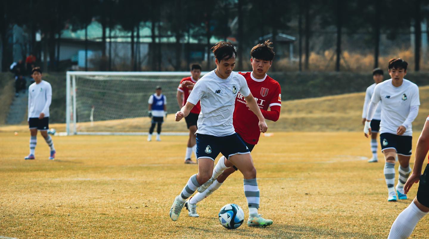 Văn Toàn cùng Seoul E-Land đánh bại đội bóng của Trung Quốc 3-0 trong trận giao hữu mới đây - Ảnh: Seoul E-Land FC 
