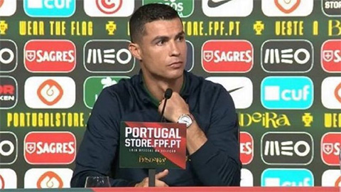 Ronaldo: 'Tôi trở thành người đàn ông tốt hơn sau quãng thời gian ở MU'
