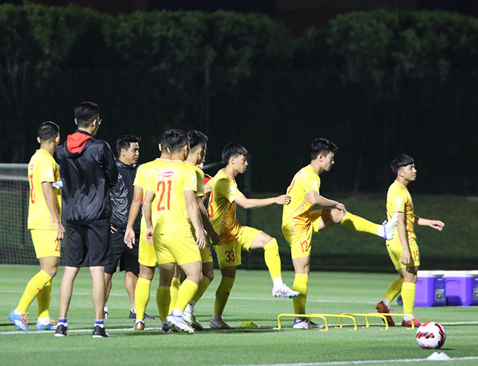 Tối 24/3 theo giờ địa phương, ĐT U23 Việt Nam đã trở lại sân tập để chuẩn bị cho trận đấu gặp U23 UAE trong khuôn khổ giải quốc tế U23 Cup, Doha-Qatar 2023.