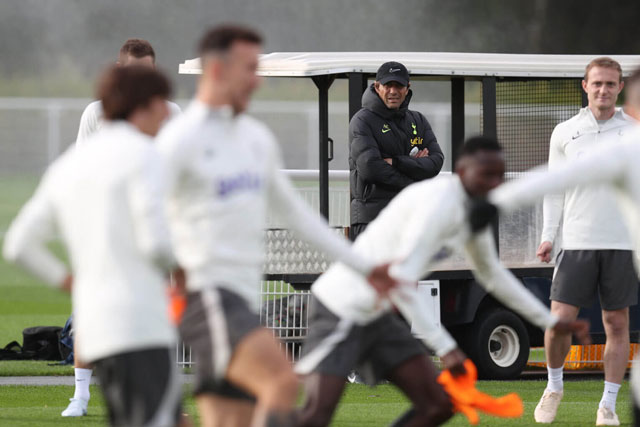 Việc Conte không có kế hoạch tập luyện cụ thể khiến cả cầu thủ lẫn nhân viên Tottenham khó chịu