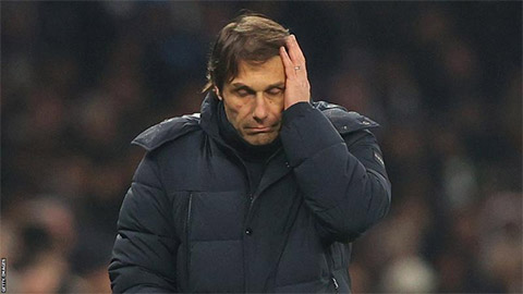 Antonio Conte là người kéo Tottenham qua cơn mê?