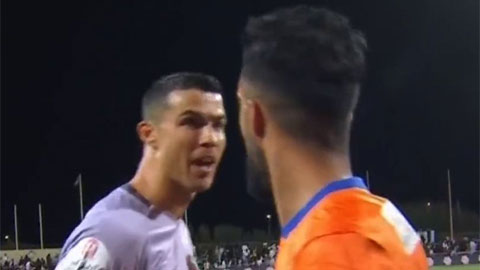 Al-Nassr bị cầm hòa, Ronaldo chửi cầu thủ Al-Feiha
