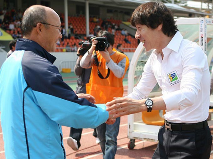 HLV Park Hang Seo có thể được LĐBĐ Indonesia mời thay Shin Tae Yong
