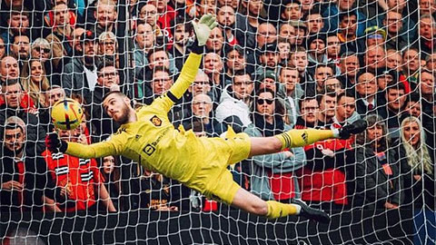 Găng tay vàng là của De Gea