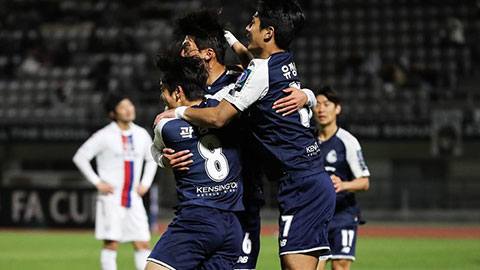 Đội bóng của Văn Toàn tìm lại niềm vui chiến thắng ở Hàn Quốc
