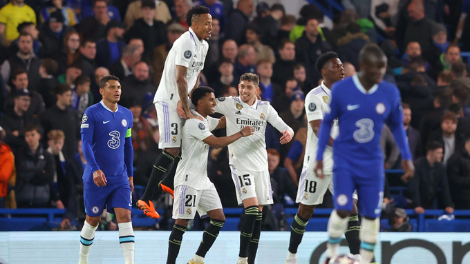 Real vừa tiễn Chelsea rời Champions League với chiến thắng 4-0 sau 2 lượt trận