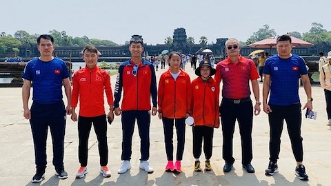 Các tuyển thủ Việt Nam đầu tiên đã có mặt tại Campuchia