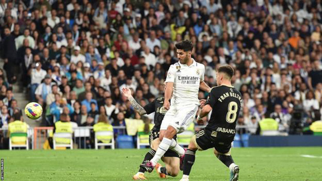 Asensio in dấu giày vào cả 2 bàn thắng của Real trước Celta