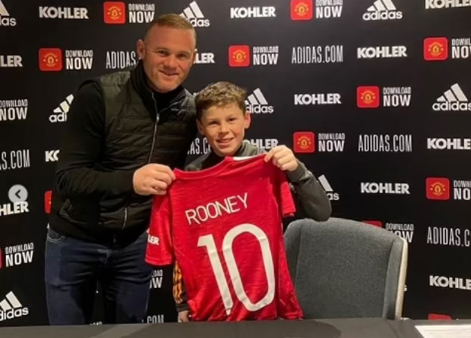 Kai ngày càng trưởng thành để sẵn sàng tiếp bước người cha Rooney