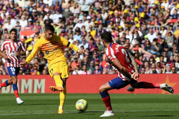 Torres ghi bàn duy nhất để giúp Barca giành chiến thắng