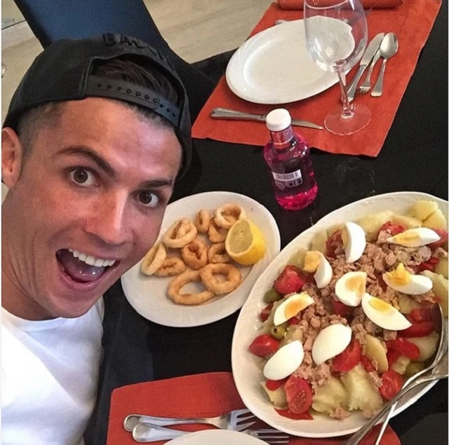 Ronaldo có chế độ ăn khoa học và chia làm nhiều bữa 
