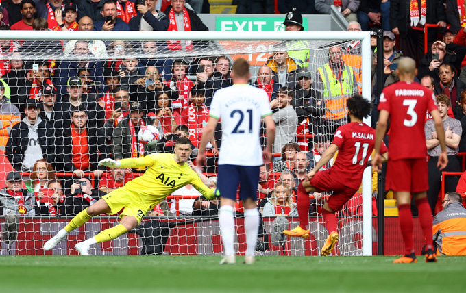 Salah giúp Liverpool dẫn trước Tottenham 3-0 chỉ sau 15 phút