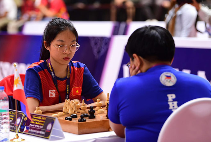Phạm Thanh Phương Thảo sinh năm 1999, đã thi đấu cờ vua 18 năm, từng giành huy chương vàng trẻ châu Á