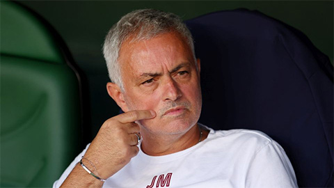 Vì sao Mourinho 'bẫy' trọng tài vẫn được tham gia trận gặp Inter?