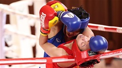 Á quân boxing thế giới của Việt Nam chấn thương cực nặng khi đấu võ sỹ Thái Lan ở SEA Games