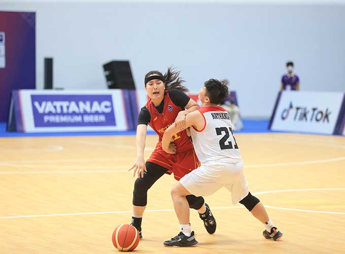 ĐT bóng rổ nữ Việt Nam chơi đầy nỗ lực nhưng không thể vượt qua được Indonesia 