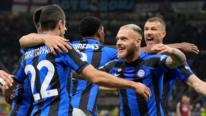 Inter lần đầu đánh bại Milan ở cả 3 đấu trường kể từ mùa 1994/95