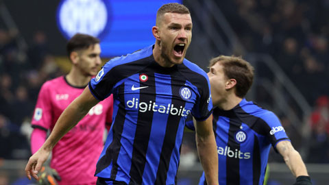 Dzeko ở lại Inter